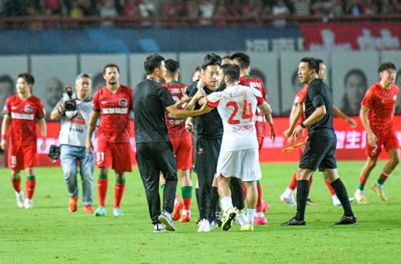 夏怒